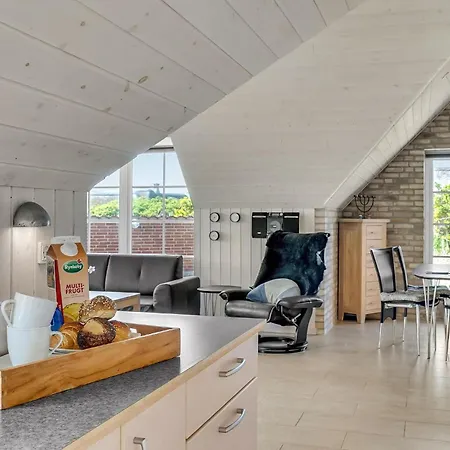 Prázdninový dům Ringkobing 77 With Hot Tub