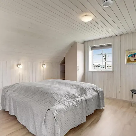 Prázdninový dům Ringkobing 77 With Hot Tub Ringkøbing