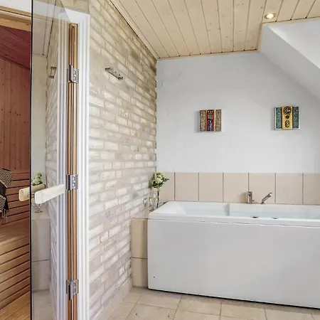 Prázdninový dům Ringkobing 77 With Hot Tub