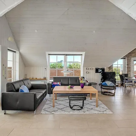 Cozy Home In Ringkobing With Sauna Ringkøbing