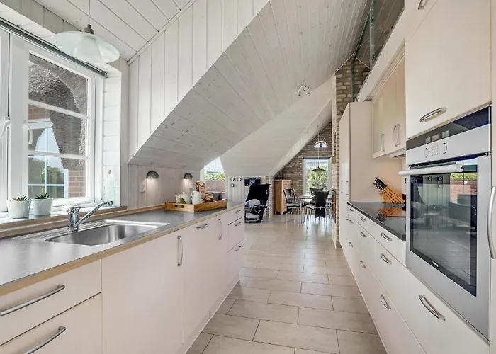 77 With Hot Tub רינגקובינג